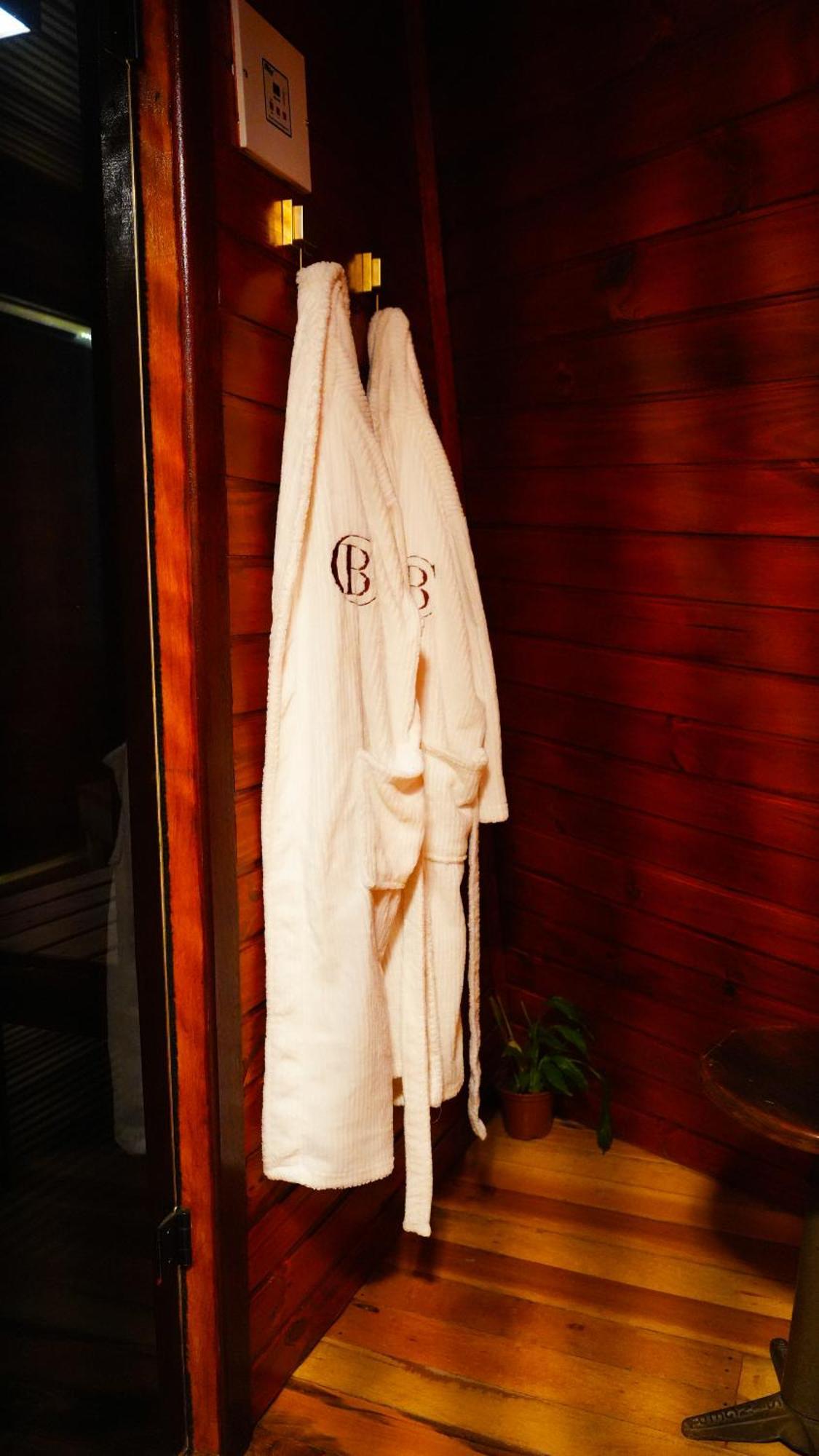 Chale Boutique Spa- Sauna Seca, Jacuzzi , Rede Suspensa